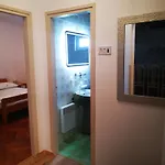 Apartment Stan U Centru S Terasom