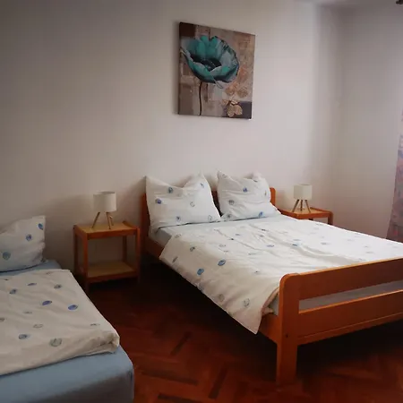 Apartment Stan U Centru S Terasom *